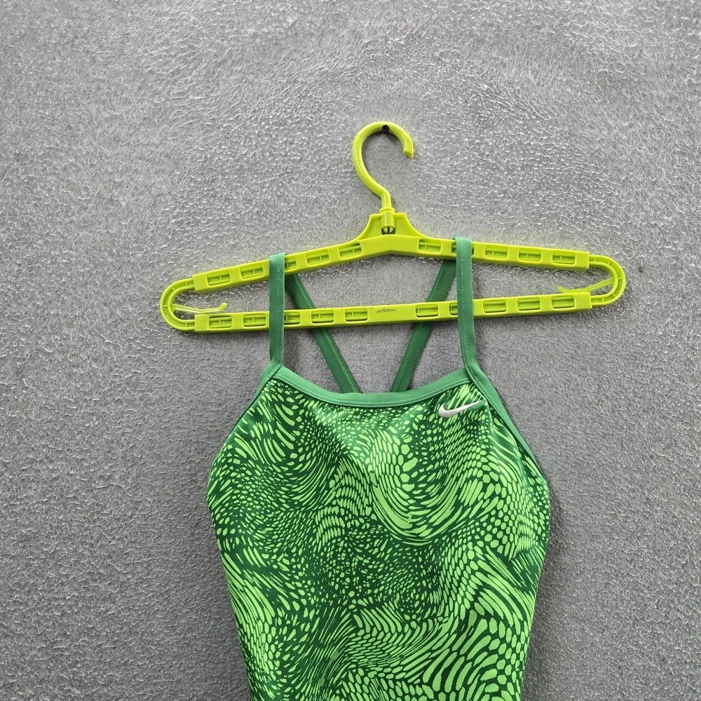 Nike Women Swimwear 4 Green One-Piece Geometric Geo Alloy Modern Cut Out